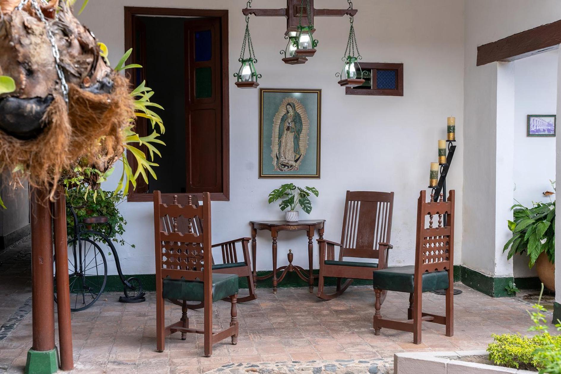 Hotel Casa Antigua Буга Экстерьер фото